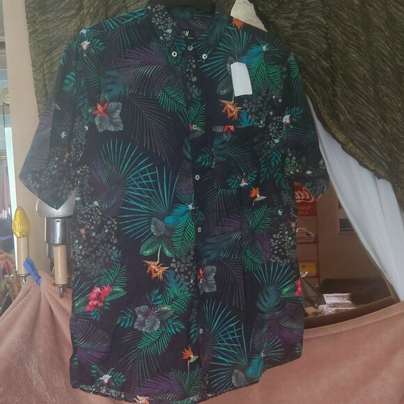 J23  Tropical Bird of Paradise flowers H & M Hawaiian style Sz M 100% Cotton - Picture 1 of 5